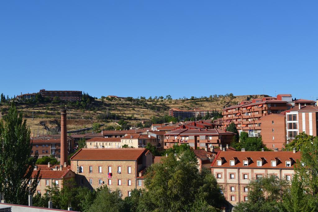 The Factory Residence Hall Segovia Dış mekan fotoğraf